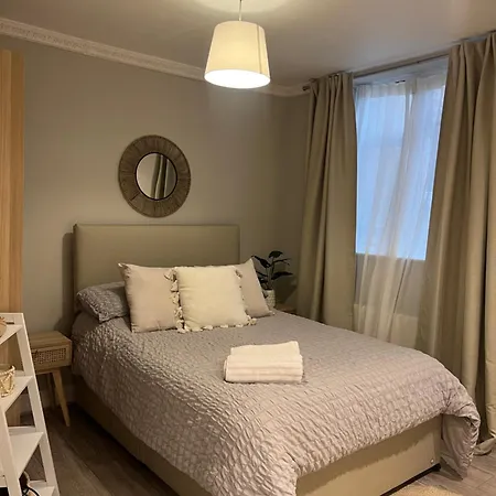 London Property Apartments For Up To 6, Next To Big Ben & London Eye Exterior photo